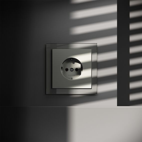 Розетка встраиваемая VOLTUM S70 с заземлением 16А, (сталь), изображение 2