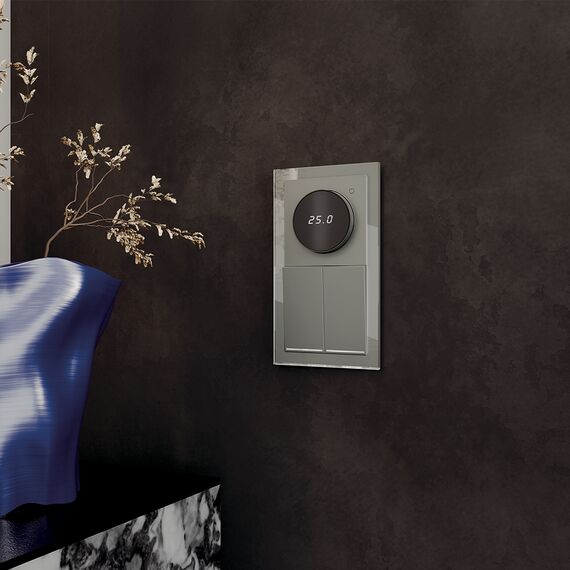 Выключатель встраиваемый VOLTUM S70 двухклавишный с подсветкой 10А, (титан), изображение 6