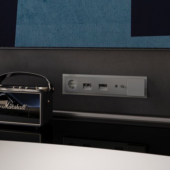 Рамка стеклянная VOLTUM S70 на 5 постов, (шелк, стекло), изображение 3