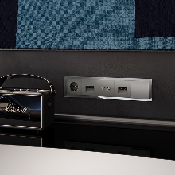 Рамка стеклянная VOLTUM S70 на 5 постов, (титан, стекло), изображение 3