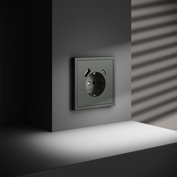 Розетка встраиваемая VOLTUM S70 с заземлением и защитными шторками, 16А, с USB, A+С, (титан), изображение 5